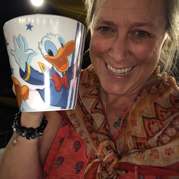 Meet your Posher, Amy - Picture 4 of 5